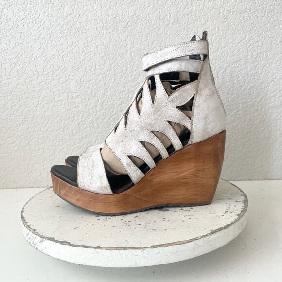 Lane Boots BECCA Wedges Womens 8 Western Cowgirl White Wooden Heeled Sandals - Picture 4 of 11